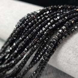Turmalin Czarny 3x3 mm Kostka Fasetowana Szerl Skoryl