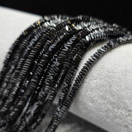 Hematyt Heishi Czarny 3x1 mm Sznur 40cm