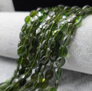 Diopsyd Owal Fasetowany 8x6x3 mm