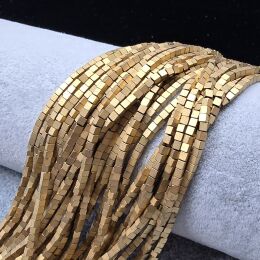 Hematyt Złoty Matowy Kostka 2x2 mm Sznur 40cm
